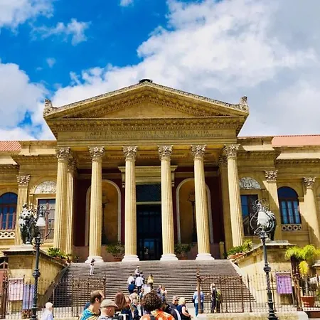 Teatro Massimo Apartment- Self Check-in Apartman *
